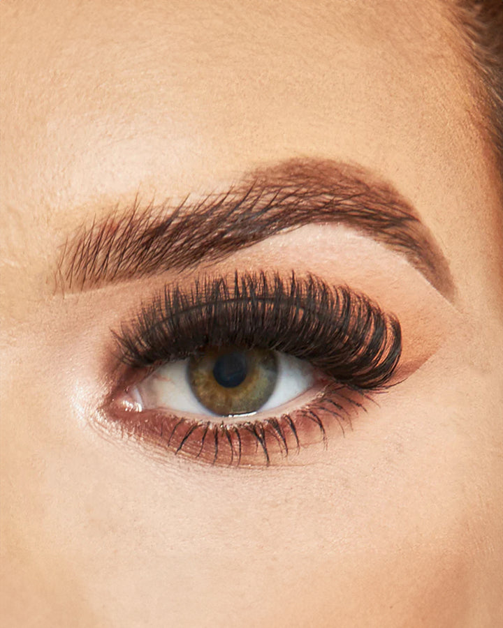 Mega Volume Lashes
