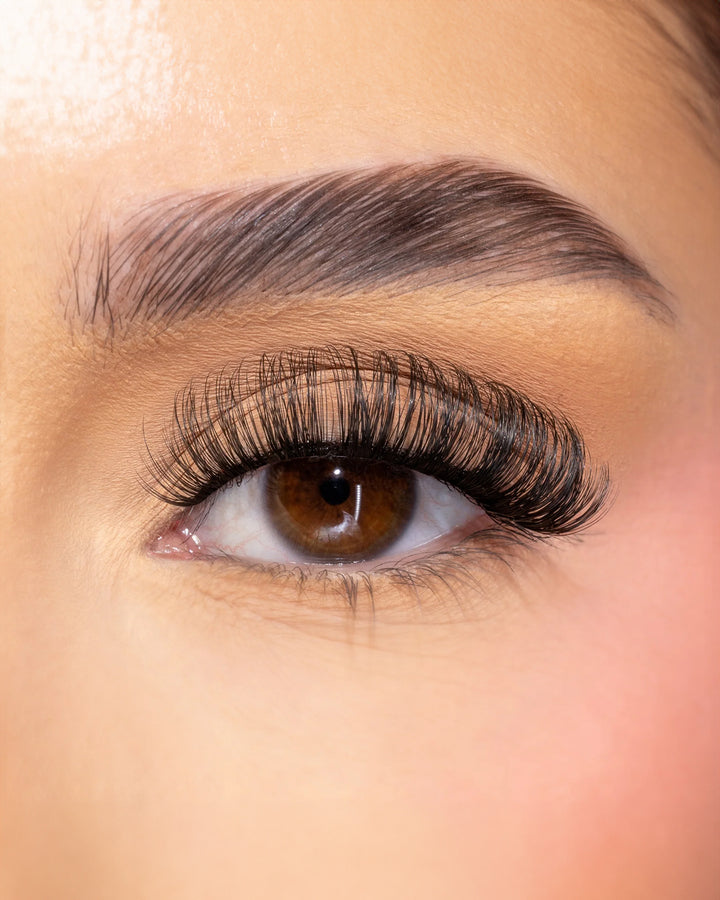 Wispy Russians Lashes